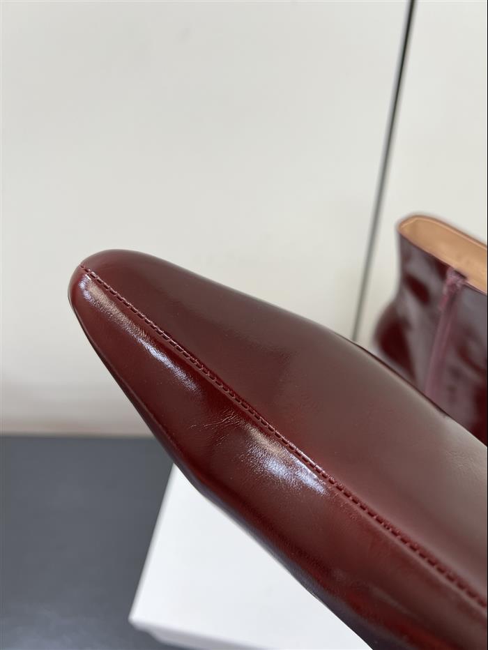 20251128174331531 390